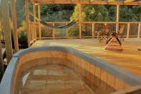 EcoFarmstayNZ Retro-style cottage Hotels near Royal New Zealand Police College