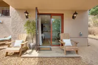 Lovely Belmont Apartment w/ Stunning Views! Hotels in Belmont