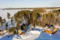 Log cabin by the lake - comfort surrounded by nature! Hotels in Nalden