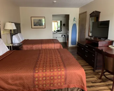 Riverwood Inn Hotels in Pike County