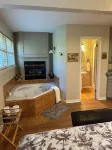 627 on King Bed and Breakfast - Bed and Breakfasts