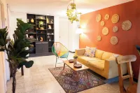 Africa House-Casa Hotel Laureles-La70