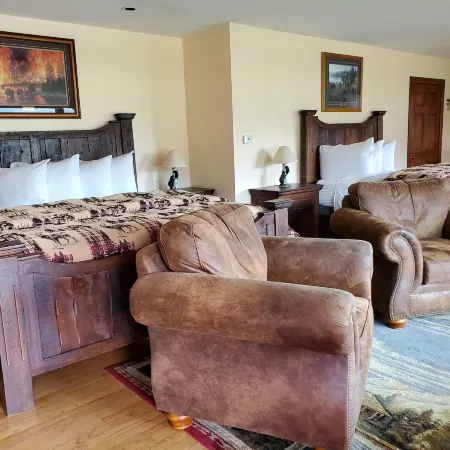 Yellowstone Basin Inn