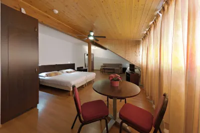 Calvy Hotel a 