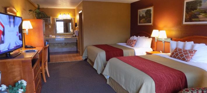 Virginia Inn Hotels in Lawrence