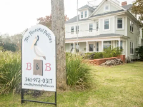 ザ ピースフル ペリカン LLC パラチオスのホテル