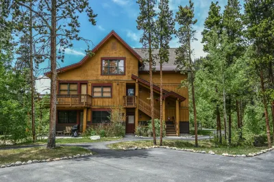 Trappers Crossing 8753 by SummitCove Lodging