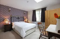 The Plough Inn Hotels in Westcott