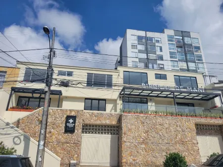 Hotel Piedras de Mani Отели рядом с достопримечательностью «Ecoparque Los Yarumos»