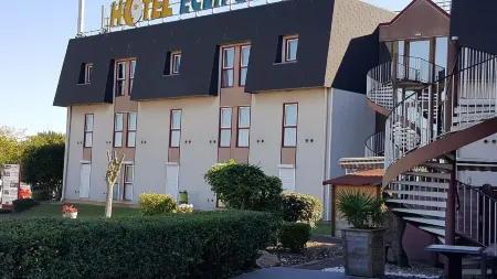 Hôtel Eclipse Отели рядом со станцией Houdan