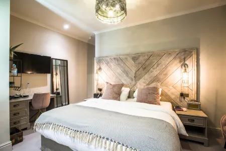 The Lodge Duxford Отели рядом с достопримечательностью «TWI Ltd»