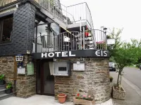 Hotel Restaurant Zum Valwiger Herrenberg Hotels in Valwig