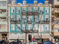 Vila Garden Guesthouse Hotels near National Tile Museum