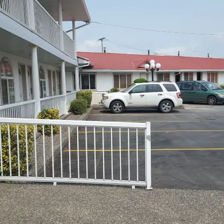 Rainbow Motor Inn