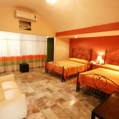 Hotel Doña Alicia Hotels near Puerto Escondido Fishing