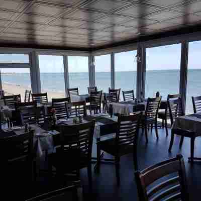 Manoir sur Mer Dining/Meeting Rooms