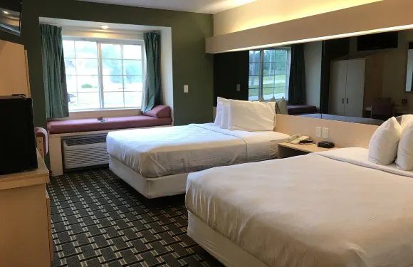 麥瑞尼斯度假酒店