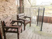 Old Byre Cottage Hotels in Ravenstonedale