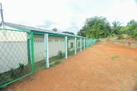Mango Tree Retreat Hotels in Arangala