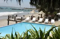 Hotel Grandmare & Bungalows - Pools