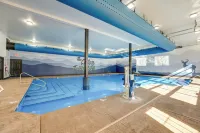 Families Welcome! Branson Resort-Style Getaway - Pools