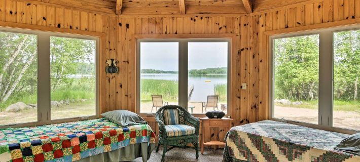 Rustic Cozy Cabin on Island Lake w/ Fire Pit, Dock Hotels in Hubbard County