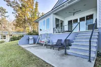 Beautiful Waterfront Getaway w/ Dock! - Bintang 3