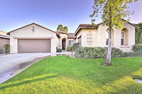 Indian Palms Resort Home w/ Yard & Community Perks - 3 stjerner