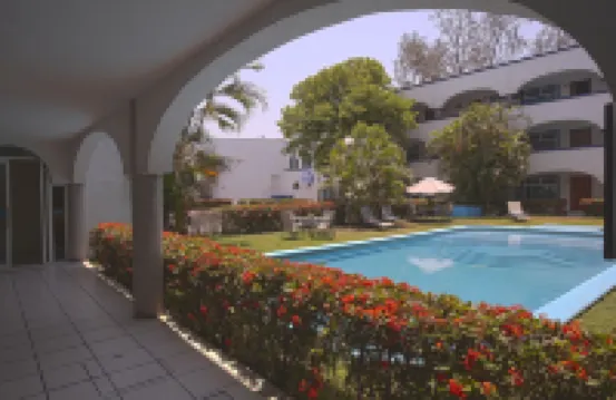 ホテル アルコス アエロプエルト