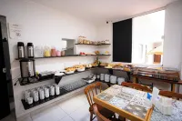 Pousada Villa Costeira - servizio colazione
