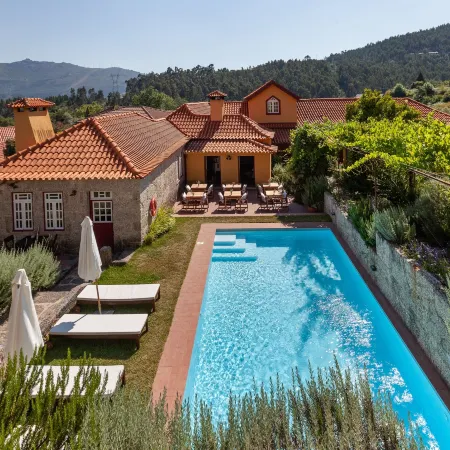 Casa do Eido - Sustainable Living & Nature Experiences Gerês