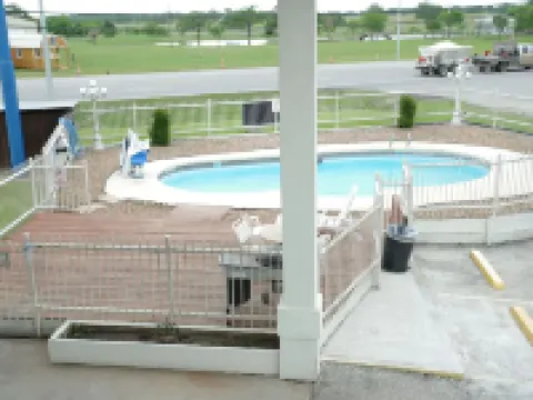 Giddings Executive Inn Hotels in Giddings