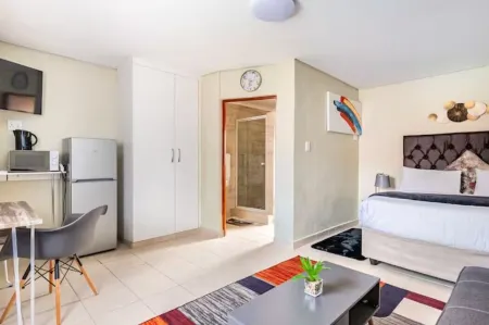 Emperor Lodge and Tours Отели в г. Альбертон