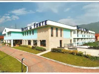 Hotel La Fonte Hotel a Ome