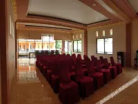 Hollymoon Sekar Ayu Hotel Hotels in Bojong
