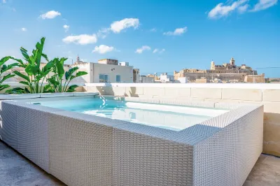 Townhouse17 فنادق في Xlendi