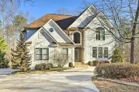 Atlanta-Area Retreat Near Lake Pet Friendly!