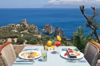 Hotel Ristorante Torre Bennistra Hotels in Scopello