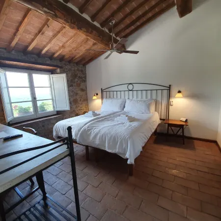 Vin Hotel - Wine Resort and Agriturismo Montieri