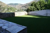Hostal Tres Campanas Hotels in Ambasmestas