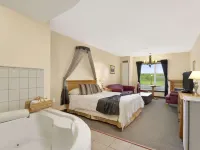 Knights Inn Woodstock Hotels in Carleton County
