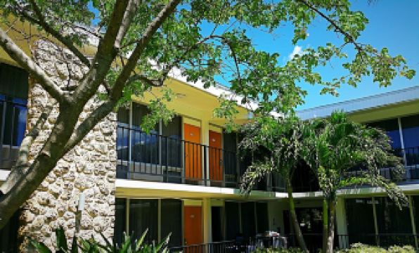 Dolphin Key Resort - Cape Coral