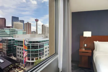 Fairfield Inn & Suites Calgary Downtown
