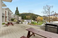 Hampshire Holiday Parks – Queenstown Lakeview
