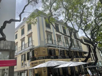 Pier House Accommodation Hotels in 