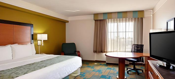 La Quinta Inn & Suites by Wyndham Phoenix Chandler Hotele w: Phoenix