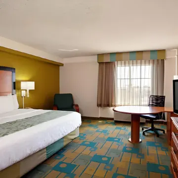 La Quinta Inn & Suites by Wyndham Phoenix Chandler