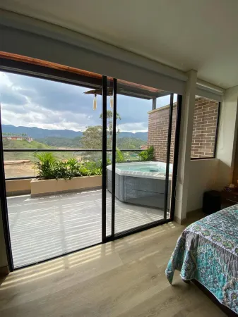 San Telmo - Guatape with Hot Tube Отели в г. Гуатапе