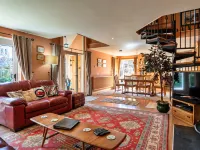 Cherry Tree Cottage Hotels near Mill Marsh Playground