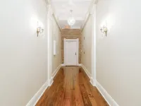 Historic downtown apartment Hotels in Crowley